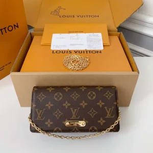 Lo vu Lily woc chain bag