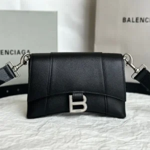 Balenciaga Downtown Crossbody Black Bag - 20x5x13cm
