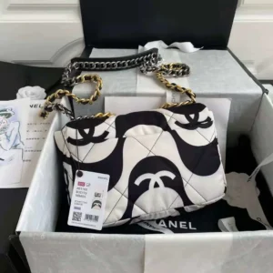 Chanel 19 Bag 26cm 01