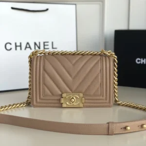 Chanel Boy Bag Caviar 20cm