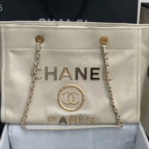 Chanel Shopping 40 White Leather 40x31x21cm